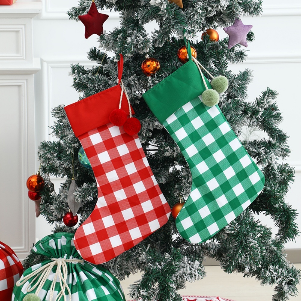 Weihnachtsstrümpfe im Buffalo- – Christmas Stocking Hanging Bewertung und Preis